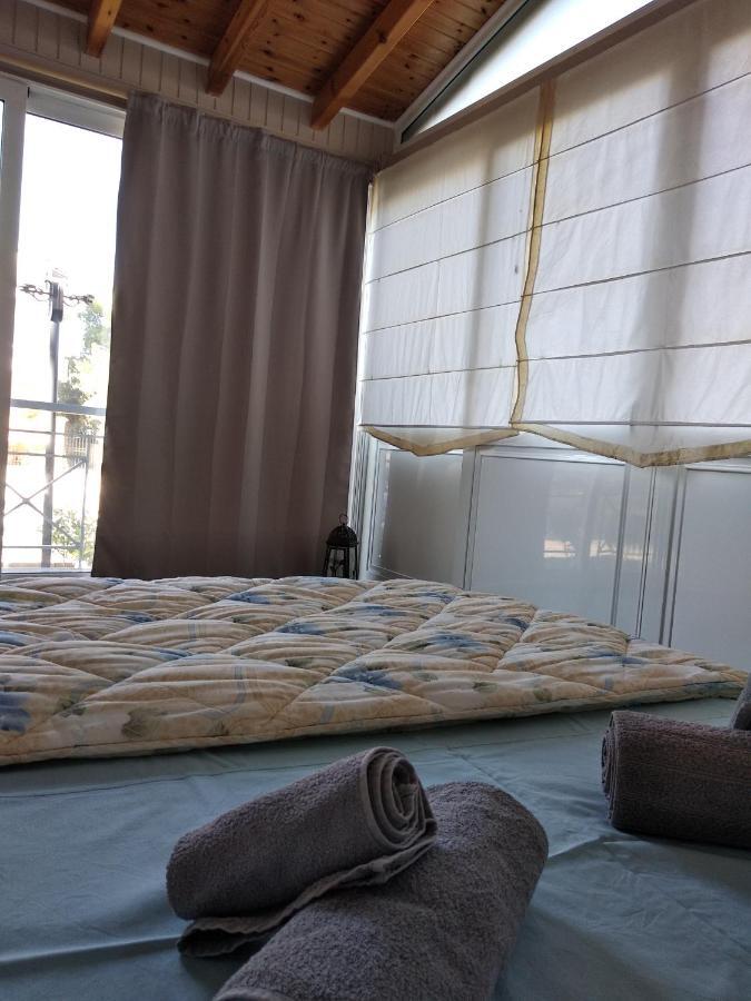 Alternative Country House 10 Minutes From Athens Airport Artemida  Bagian luar foto