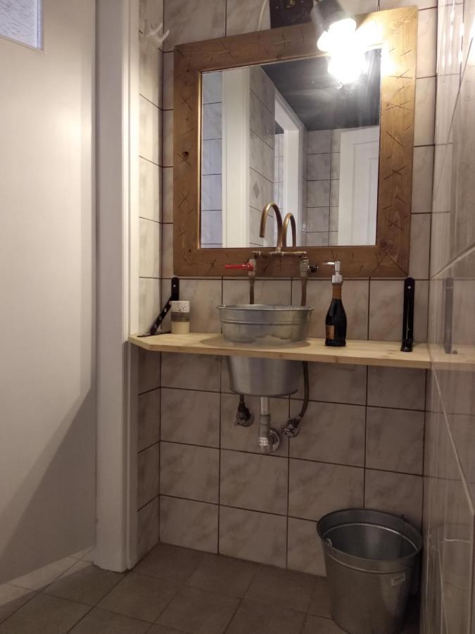 Alternative Country House 10 Minutes From Athens Airport Artemida  Bagian luar foto