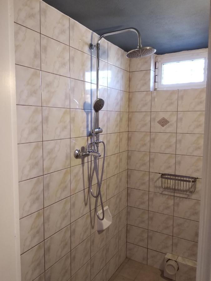 Alternative Country House 10 Minutes From Athens Airport Artemida  Bagian luar foto